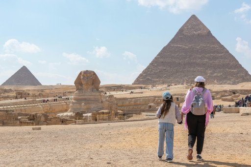 The Enigmatic Pyramids and Sphinx of Giza: A Journey Into the Ancient World